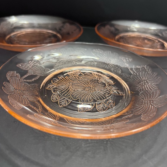 Macbeth Evans saucer set of 5 - Picture 3 of 7